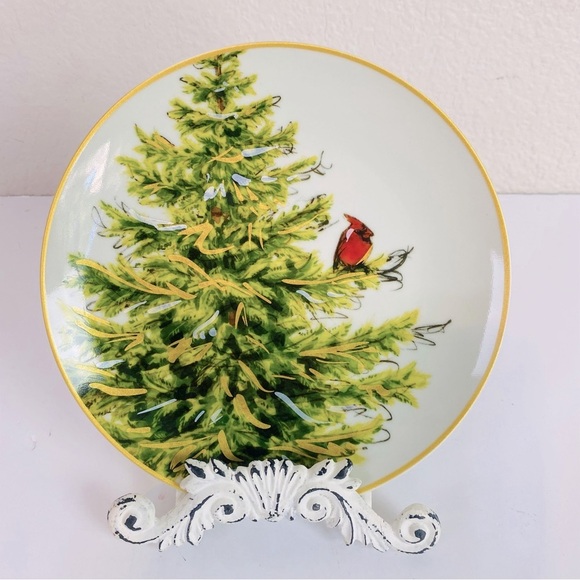 Set Of 6 Pottery Barn Holiday Forest Salad/Desert Plates 8” - Picture 4 of 7